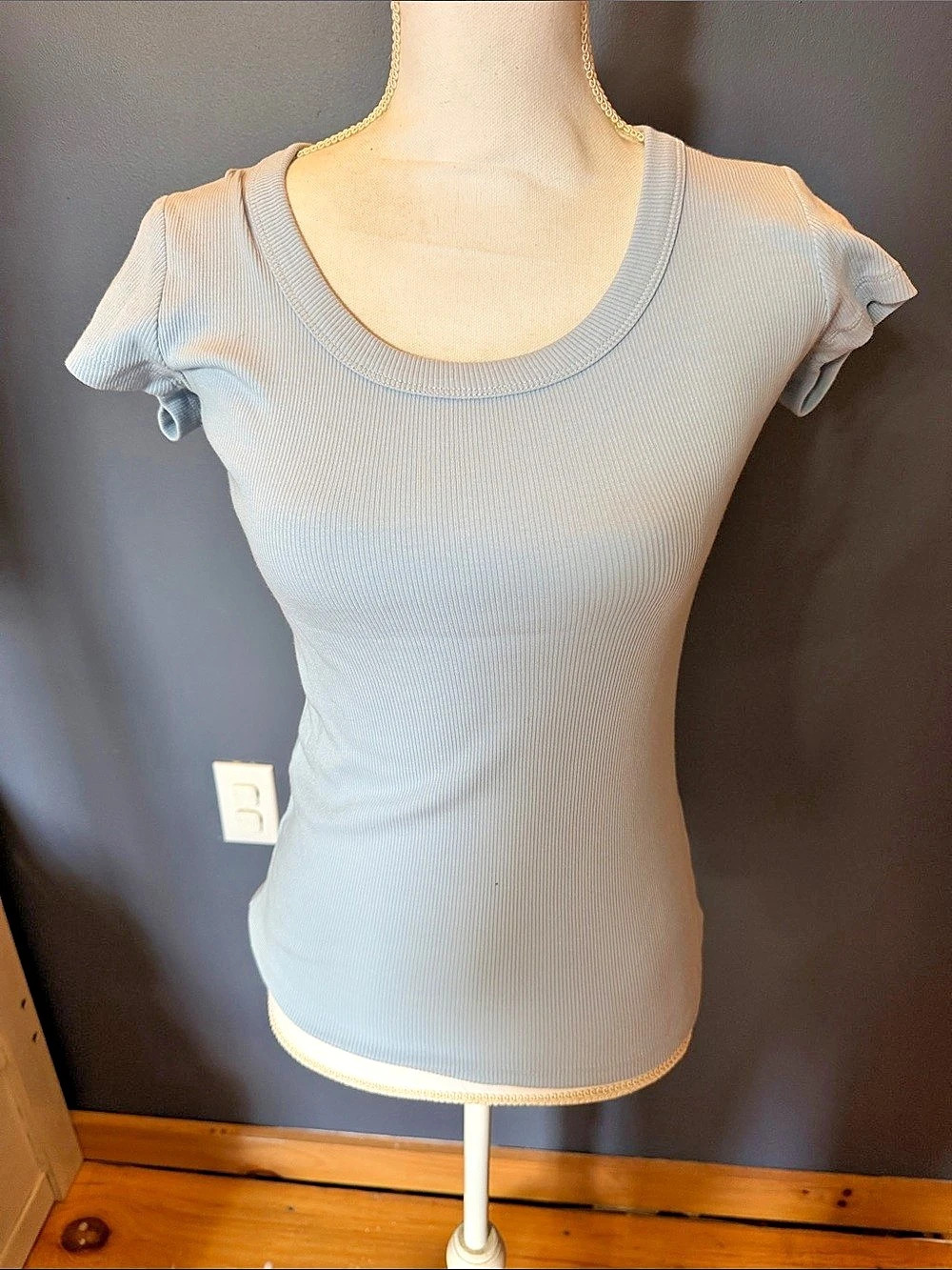 Market & Spruce Ribbed Short Sleeve Top in Blue & and white Size Small